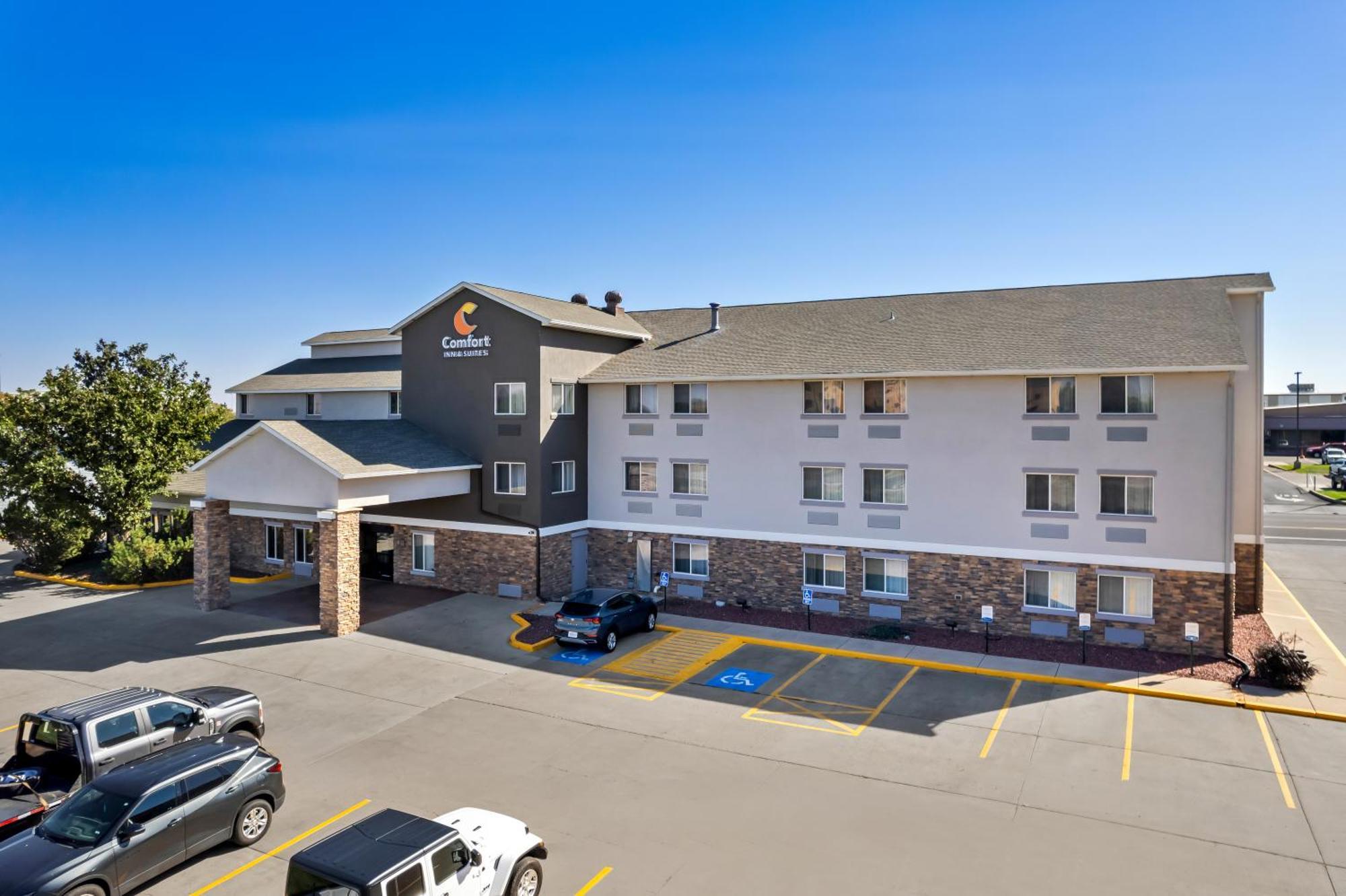 Comfort Inn & Suites Greeley Exterior foto